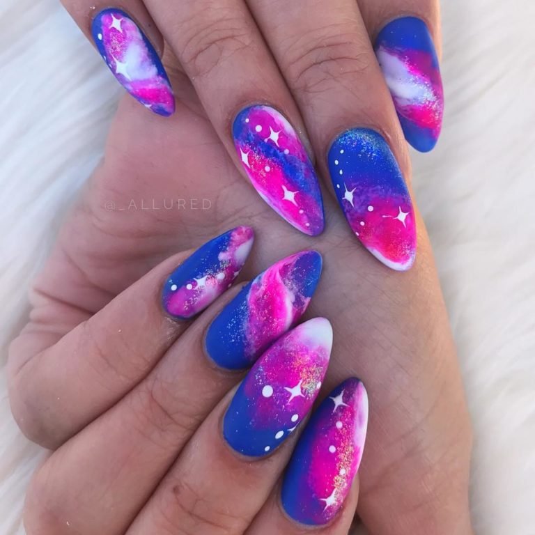 36 Out-of-This-World Galaxy Nails for You to Try