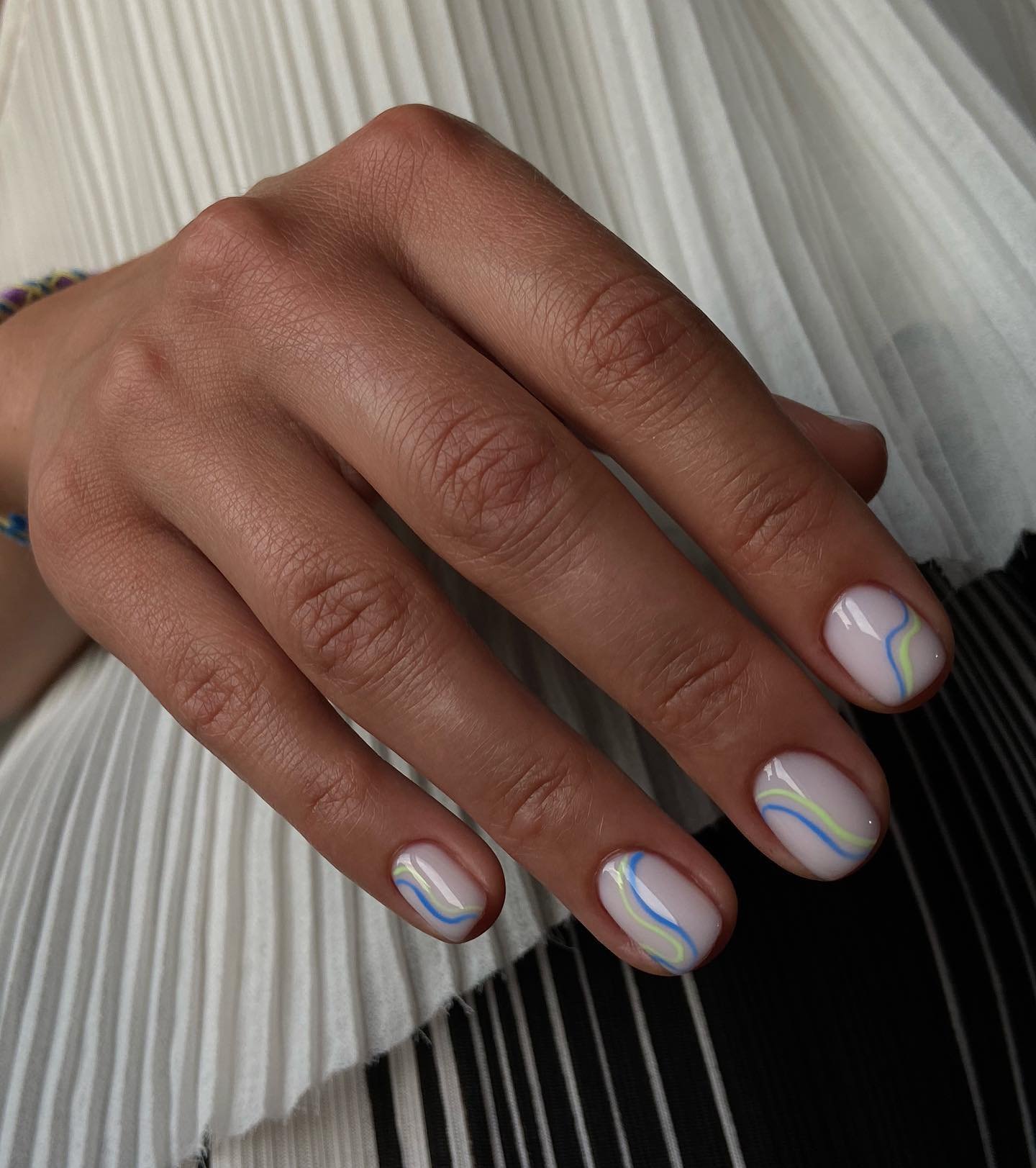 14 - Picture of Summer Short Nails Inspo