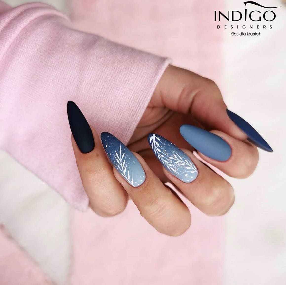 16 - Picture of Denim Nails