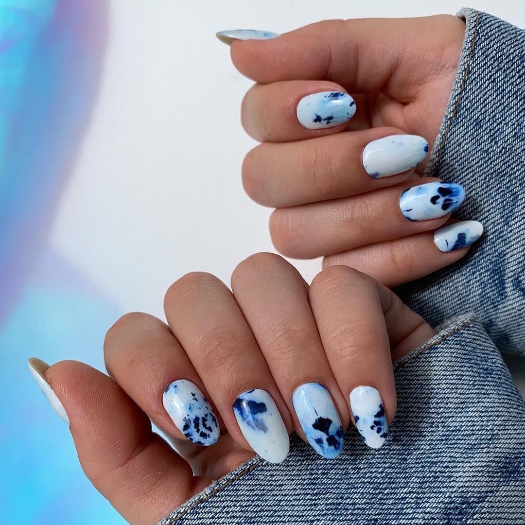 17 - Picture of Denim Nails