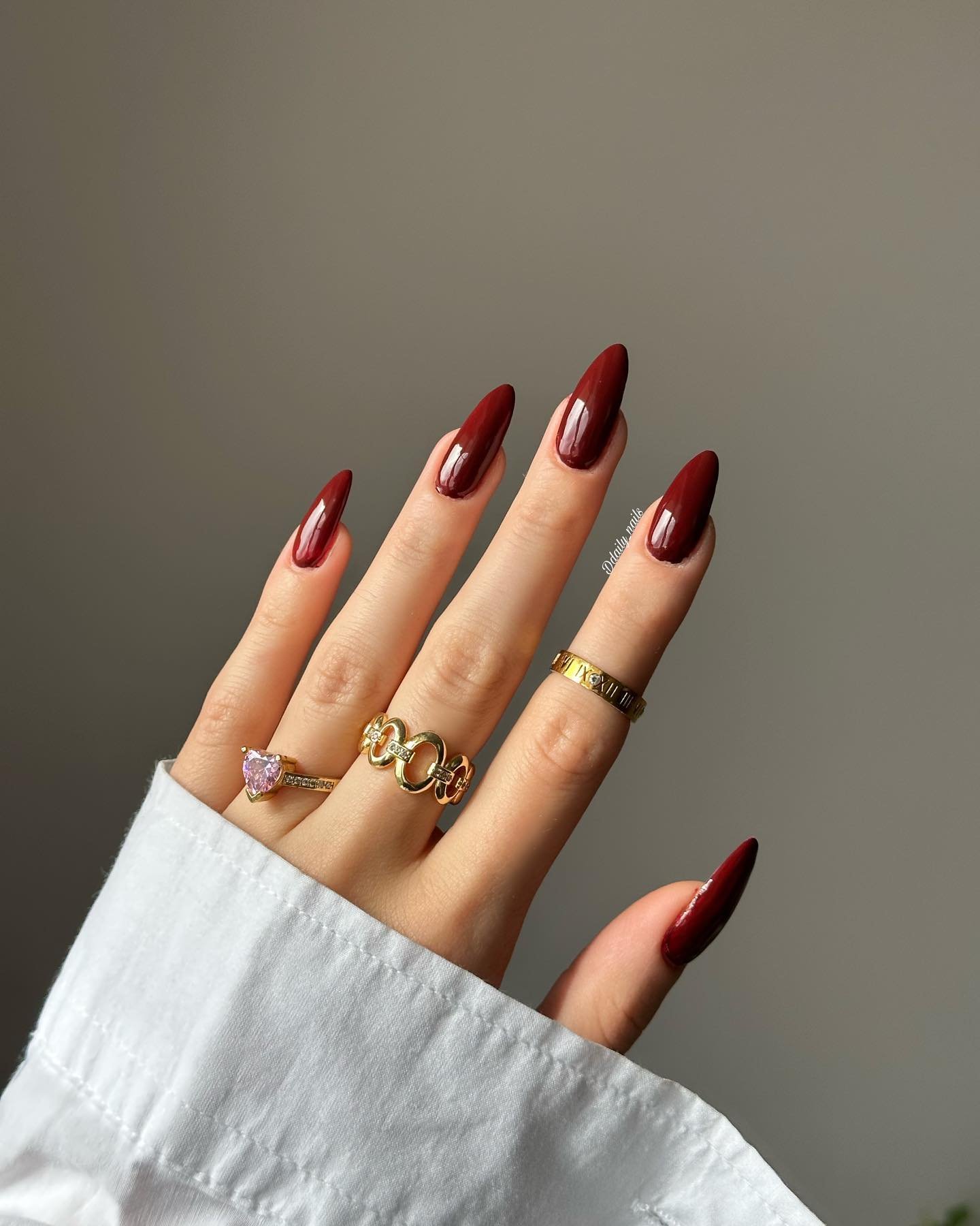 21 - Picture of Fall Nails Inspo