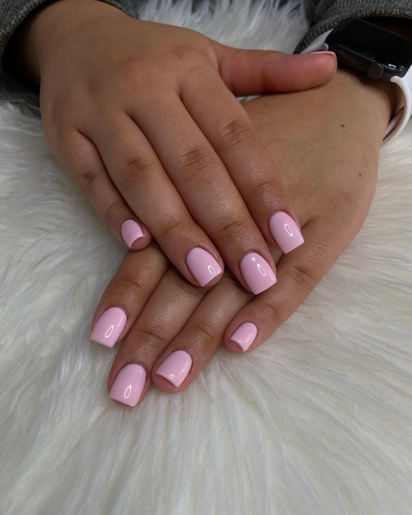 22 - Picture of Summer Short Nails Inspo