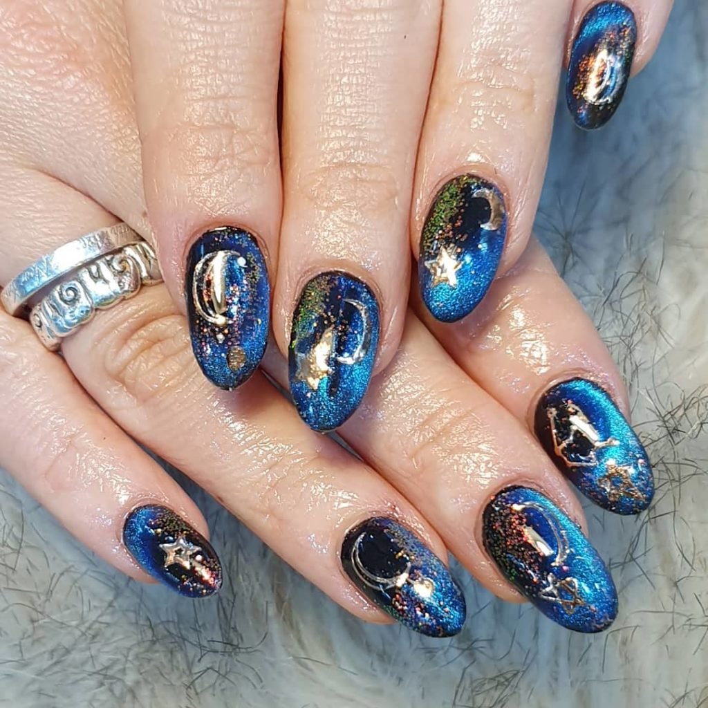 36 Out-of-This-World Galaxy Nails for You to Try