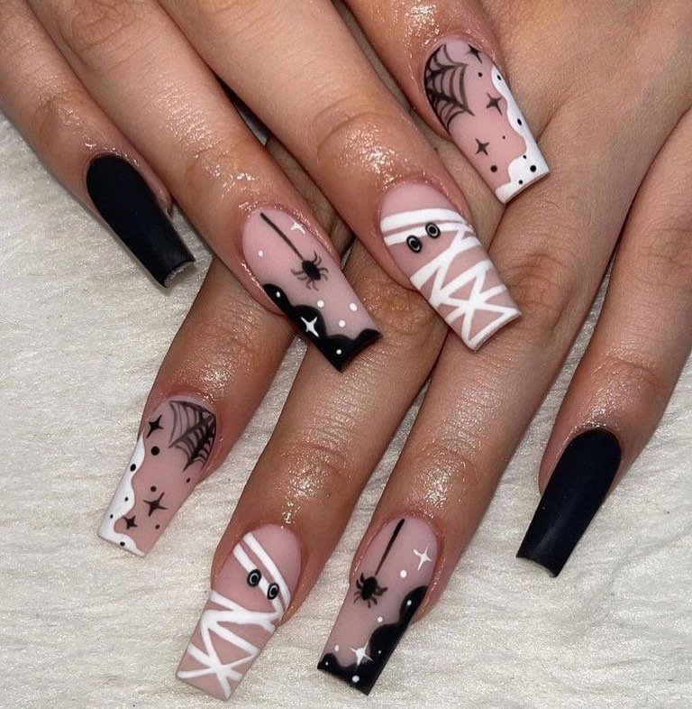15 - Picture of Halloween Nails