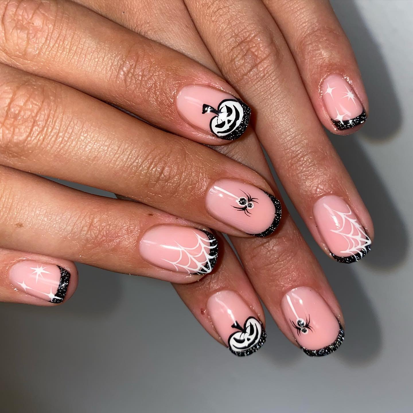 29 - Picture of Halloween Nails