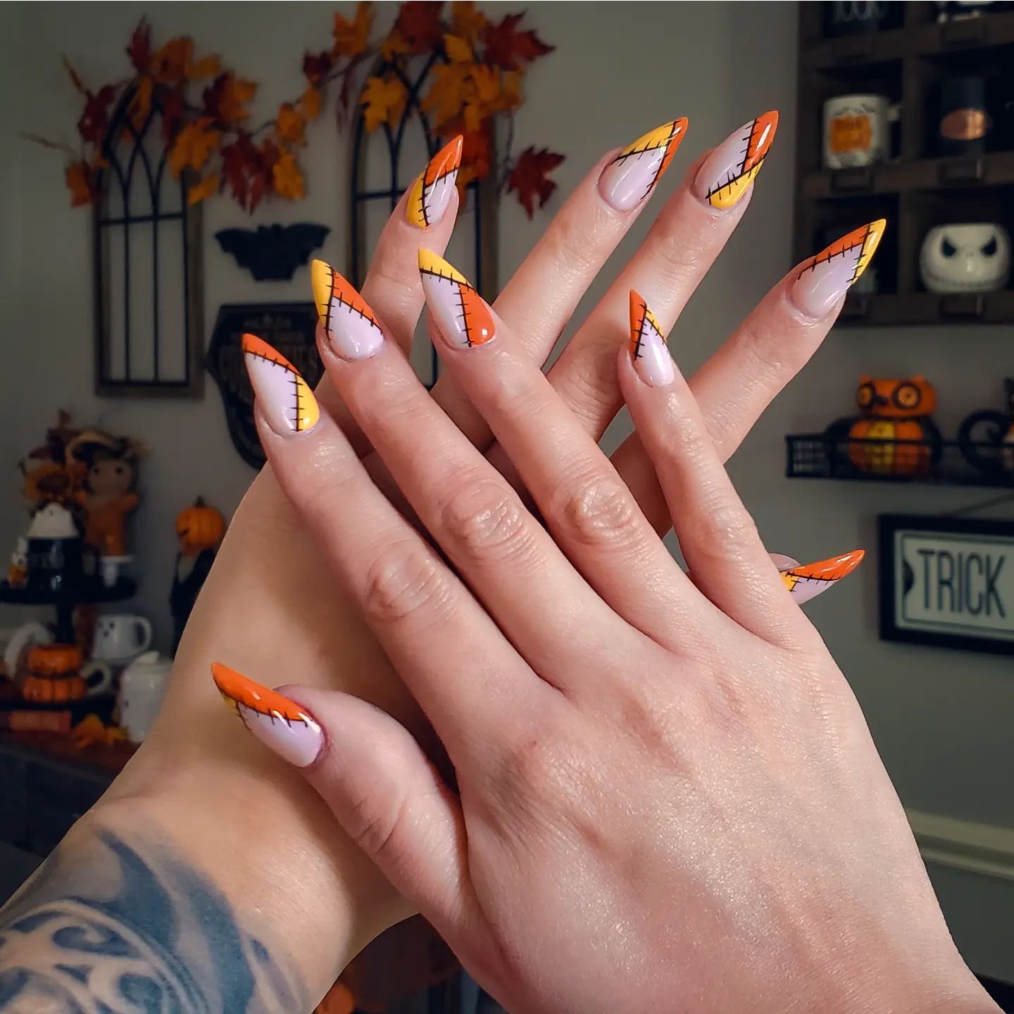 31 - Picture of Halloween Nails
