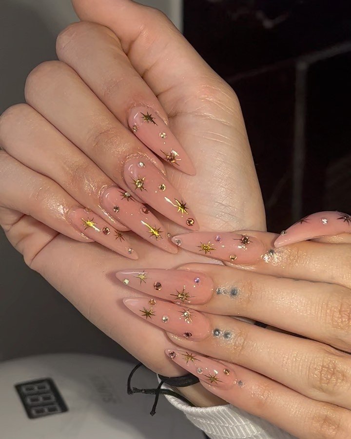 8 - Picture of Nude Baddie Nails