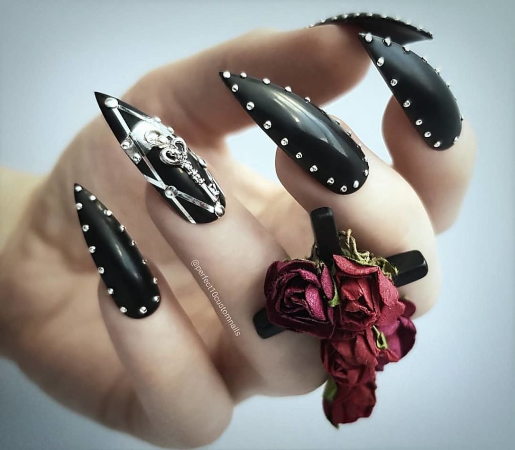 13 Striking Studded Nails to Unleash Your Inner Baddie