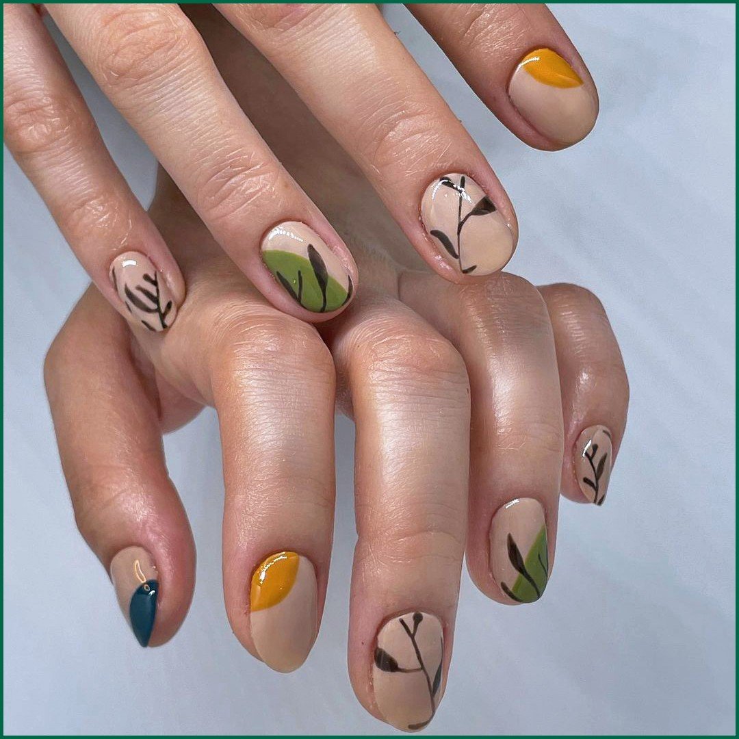 13 - Picture of Thanksgiving Nails