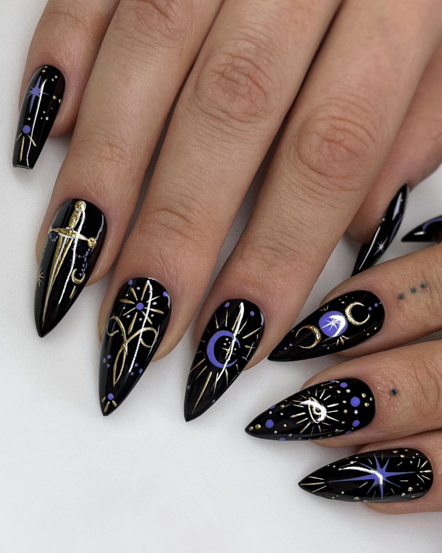 1 - Picture of Black Nails