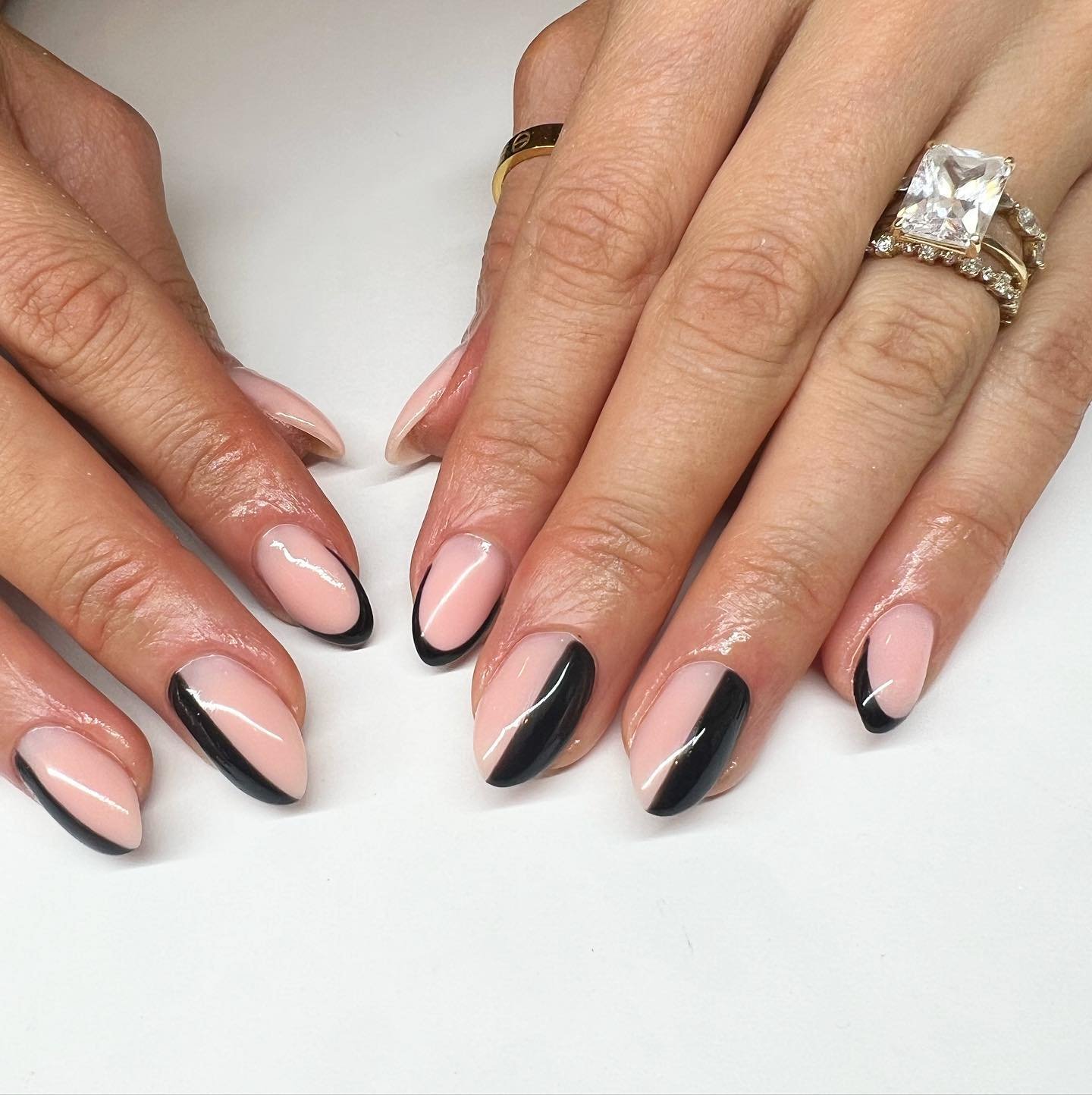 29 - Picture of Black Nails