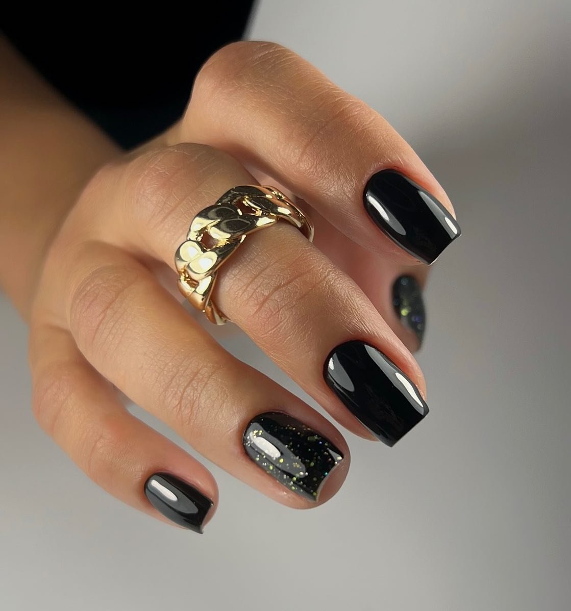 37 - Picture of Black Nails