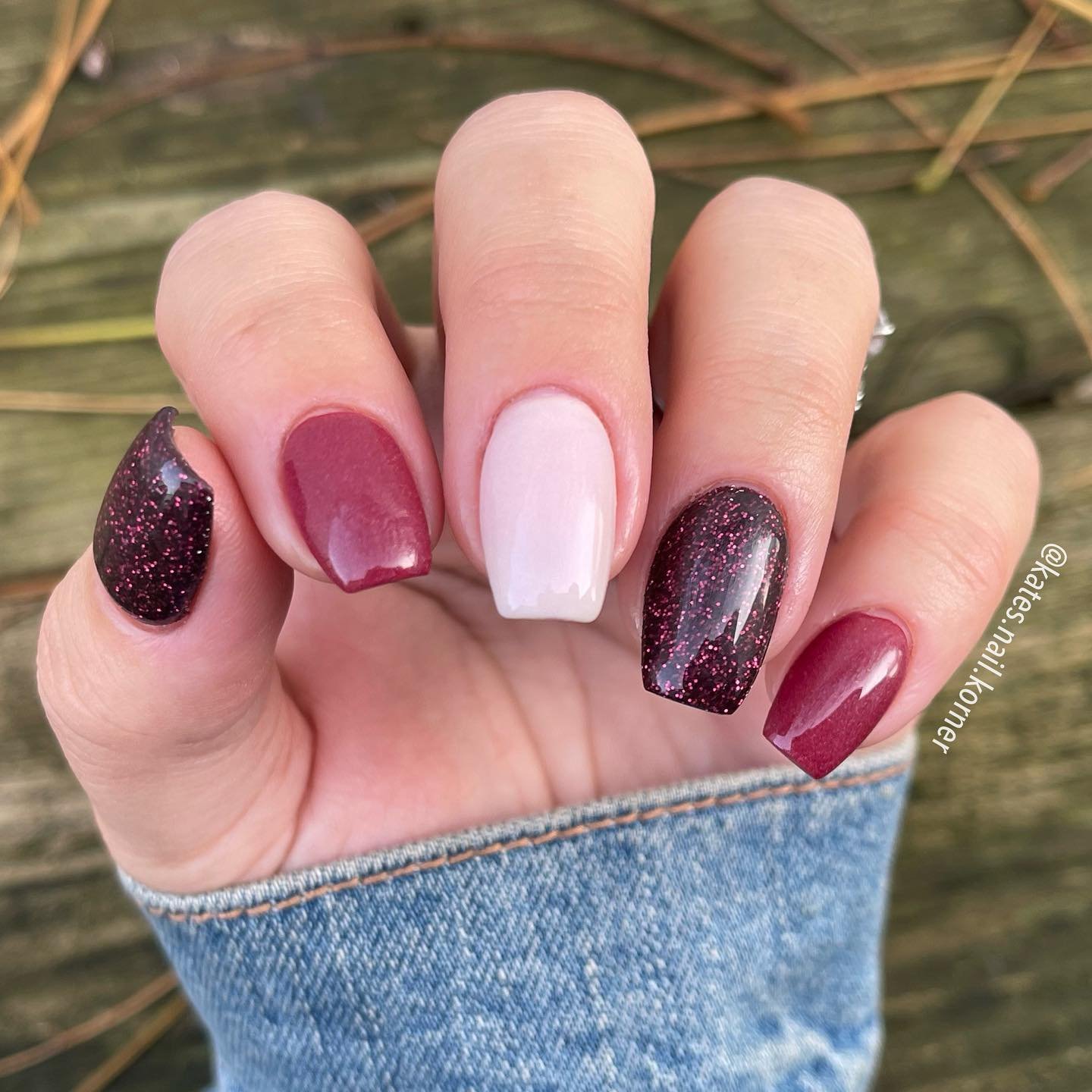 34 - Picture of Red Wine Nails