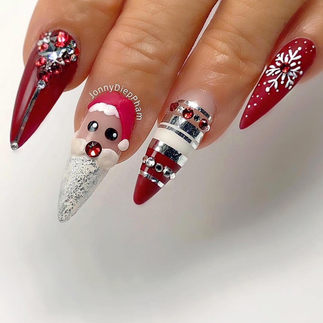 10 - Picture of Christmas Nails