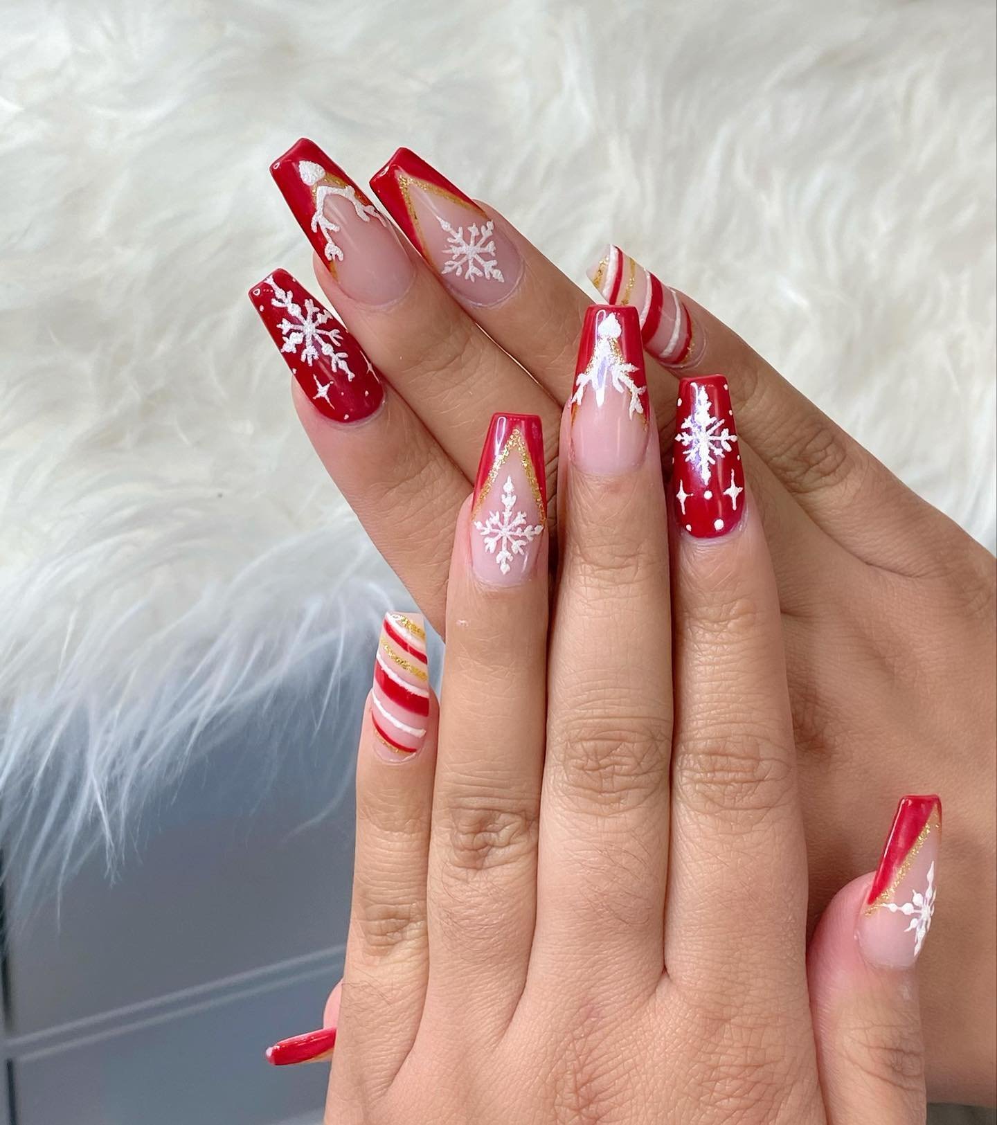 97 - Picture of Christmas Nails