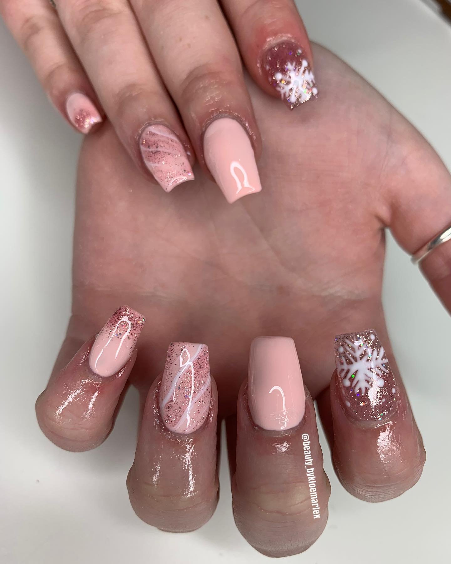 7 - Picture of Christmas Nails