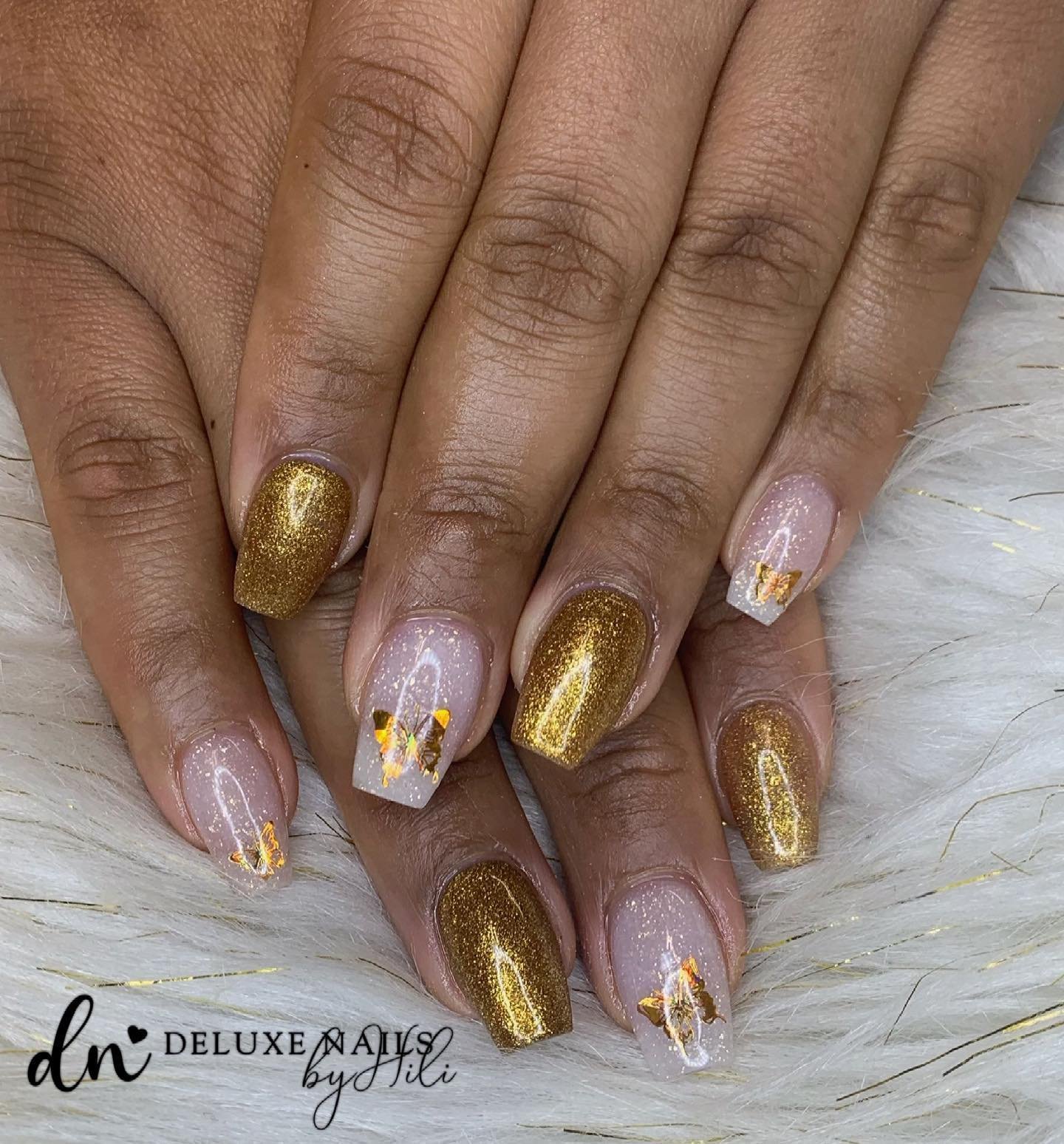 1 - Picture of Gold Glitter Nails