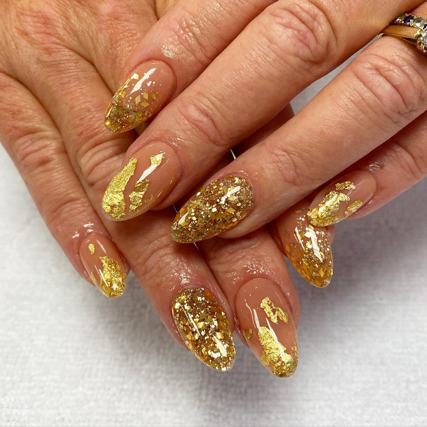 18 - Picture of Gold Glitter Nails
