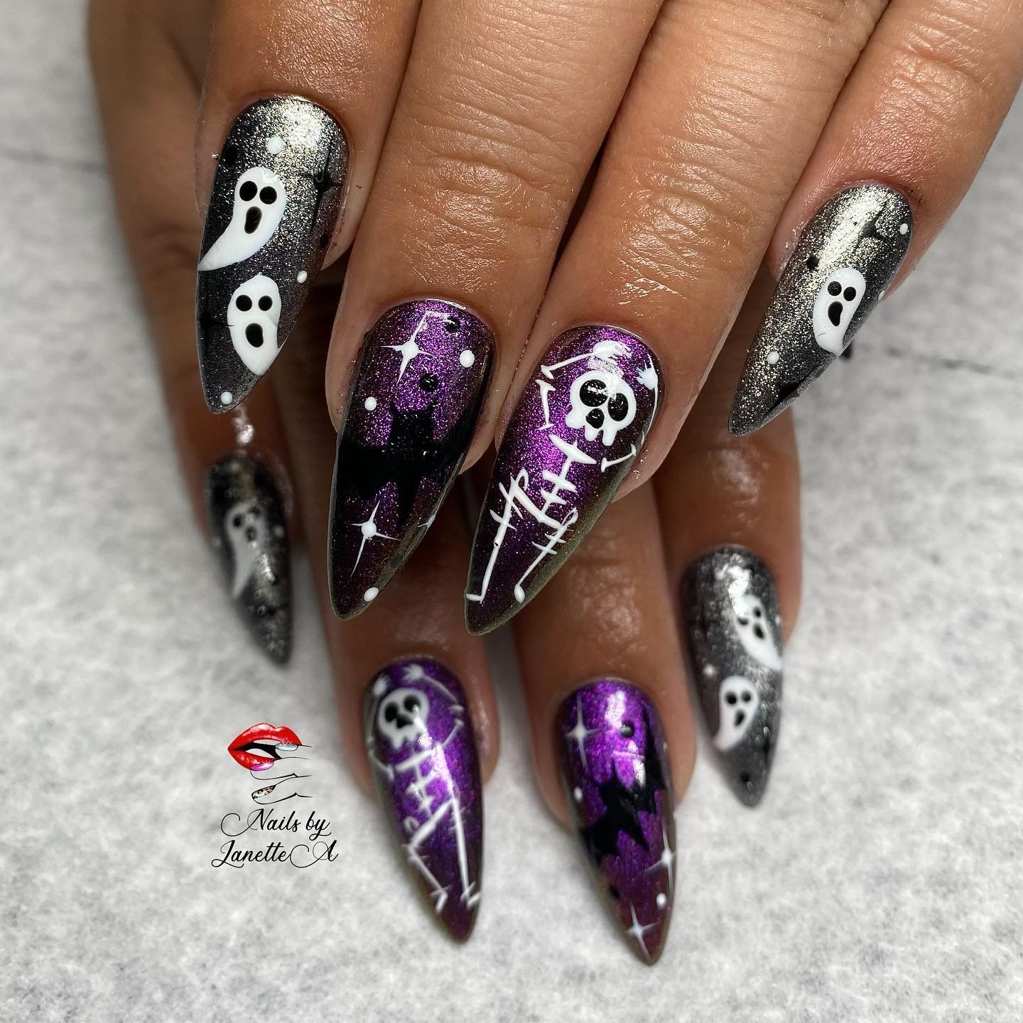 31 - Picture of Purple Halloween Nails