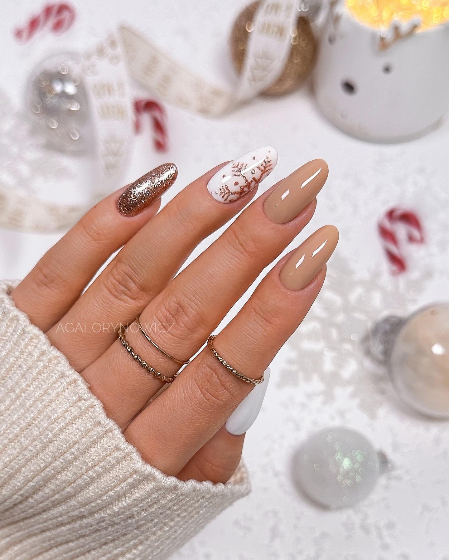 16 - Picture of Winter Nails