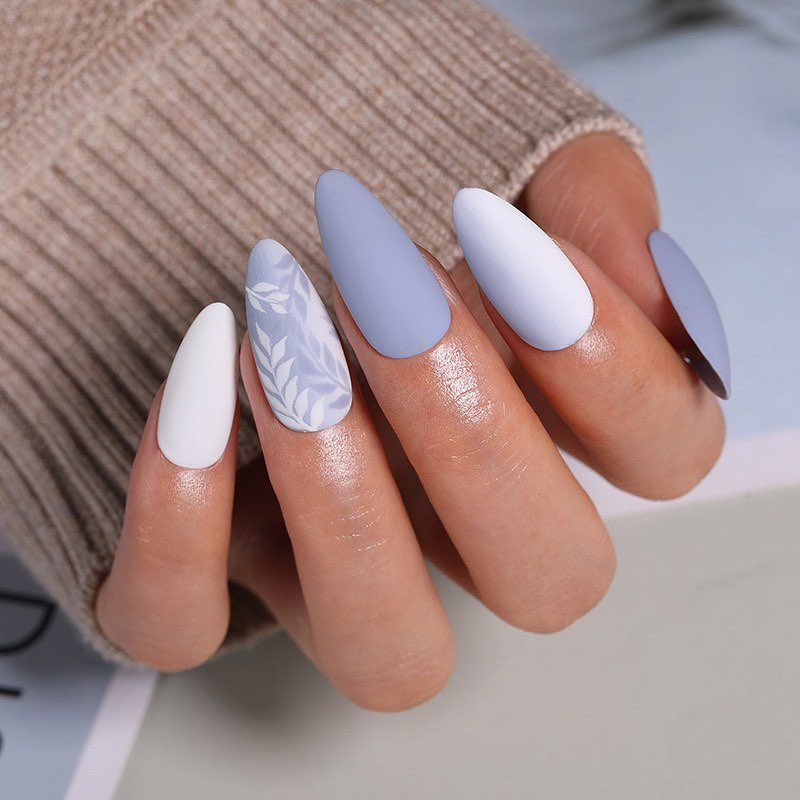 23 - Picture of Winter Nails