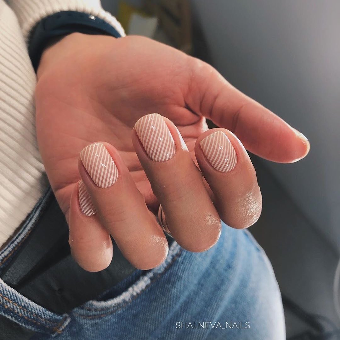 3 - Picture of Winter Nails