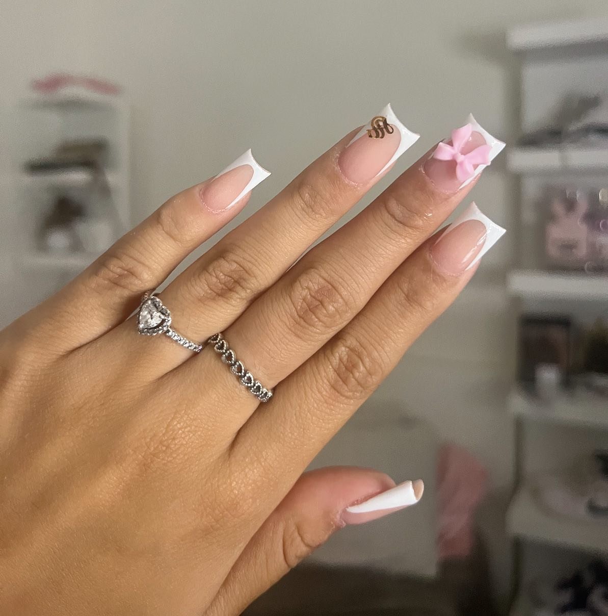 35 - Picture of Acrylic Nails