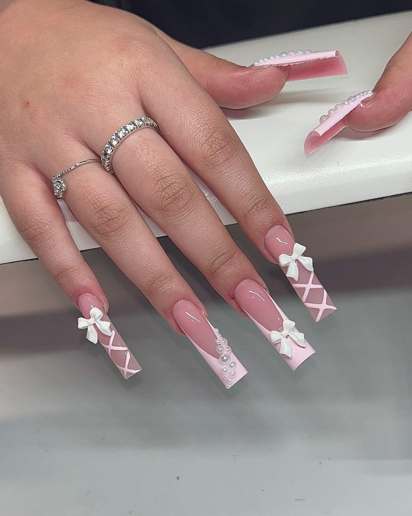 36 - Picture of Acrylic Nails