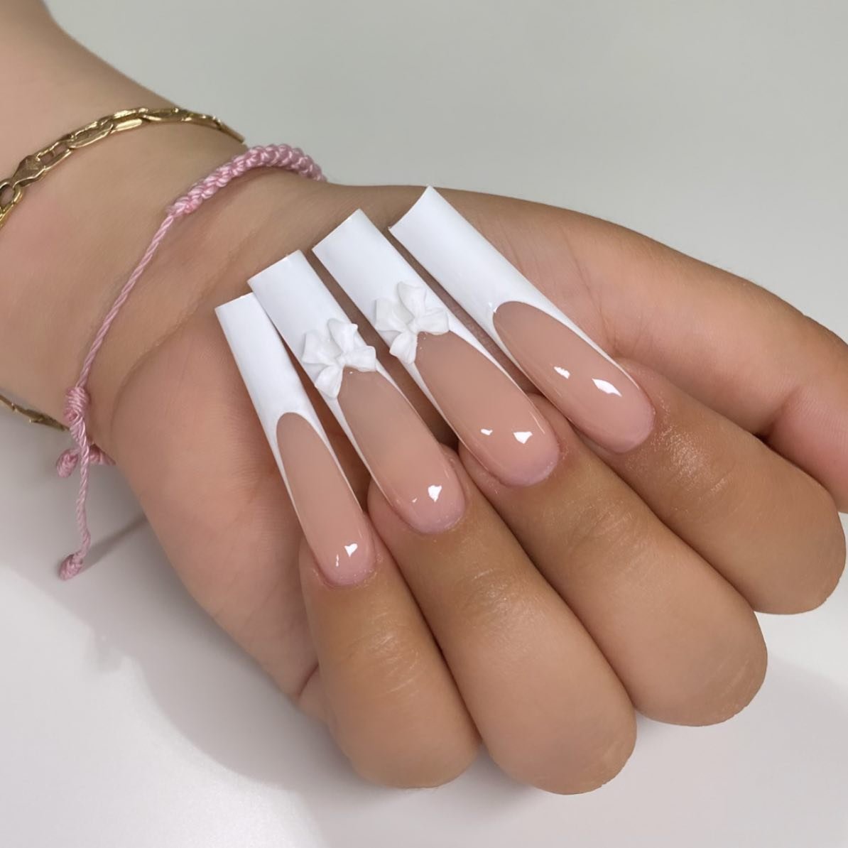 43 - Picture of Acrylic Nails