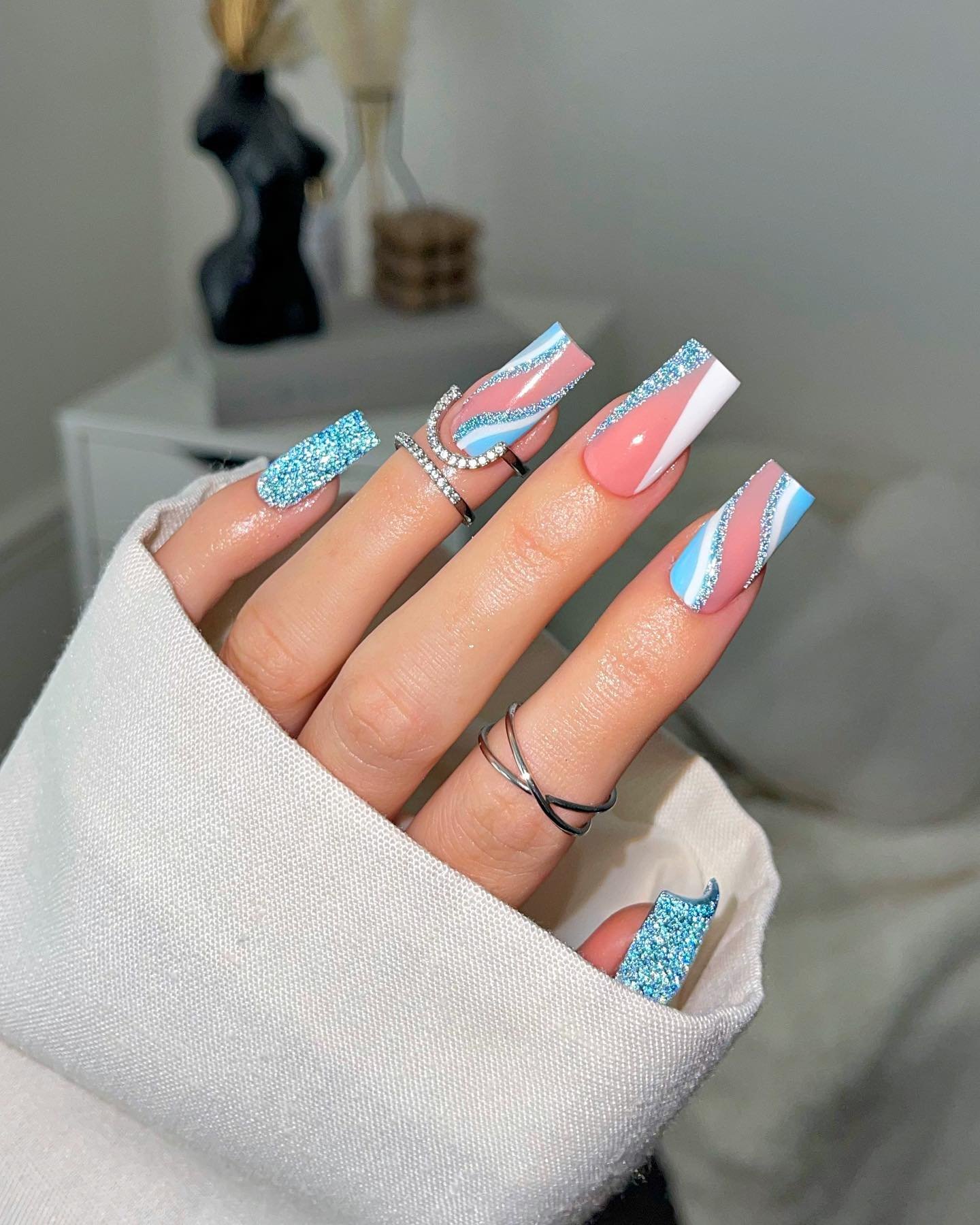 24 - Picture of Blue Nails