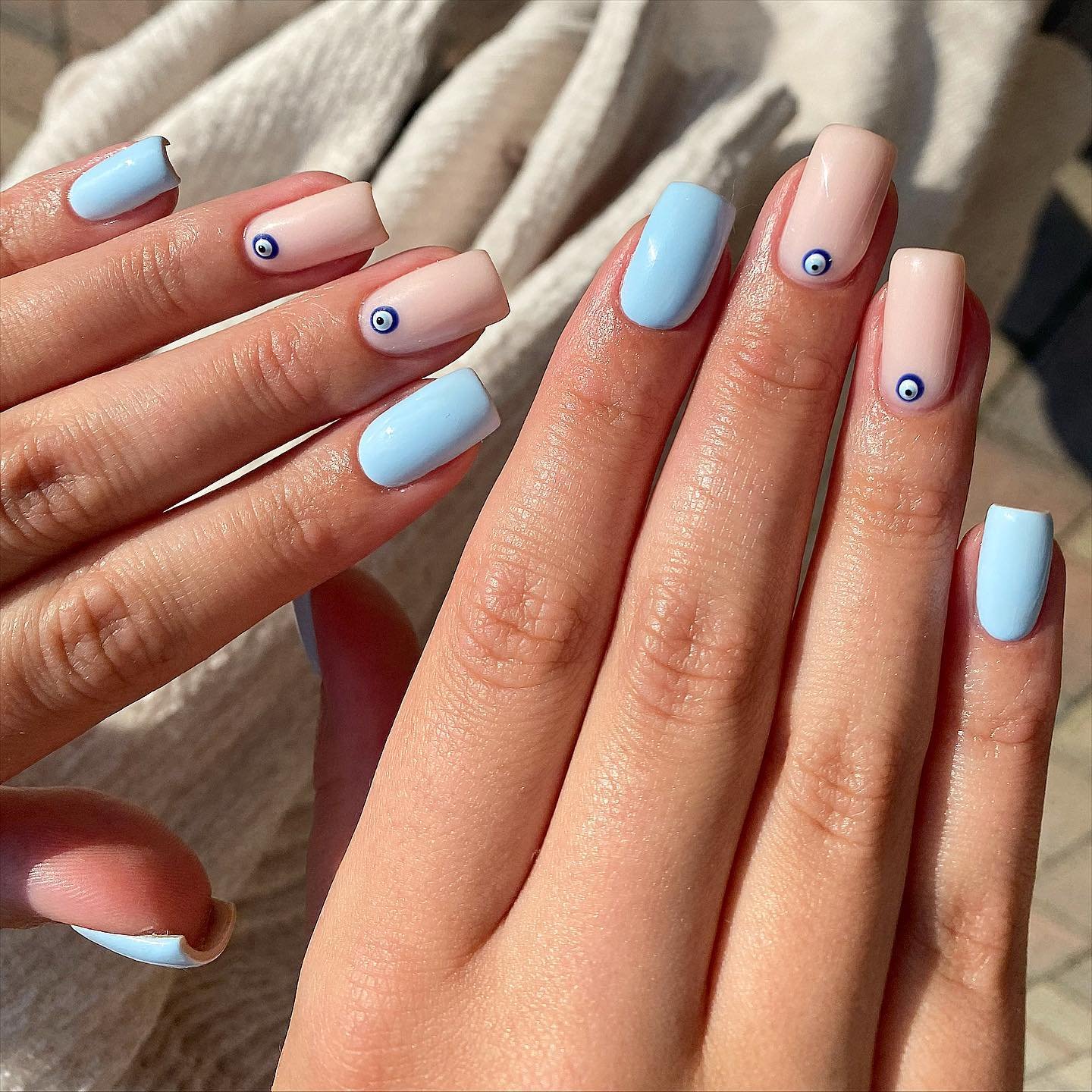 27 - Picture of Blue Nails