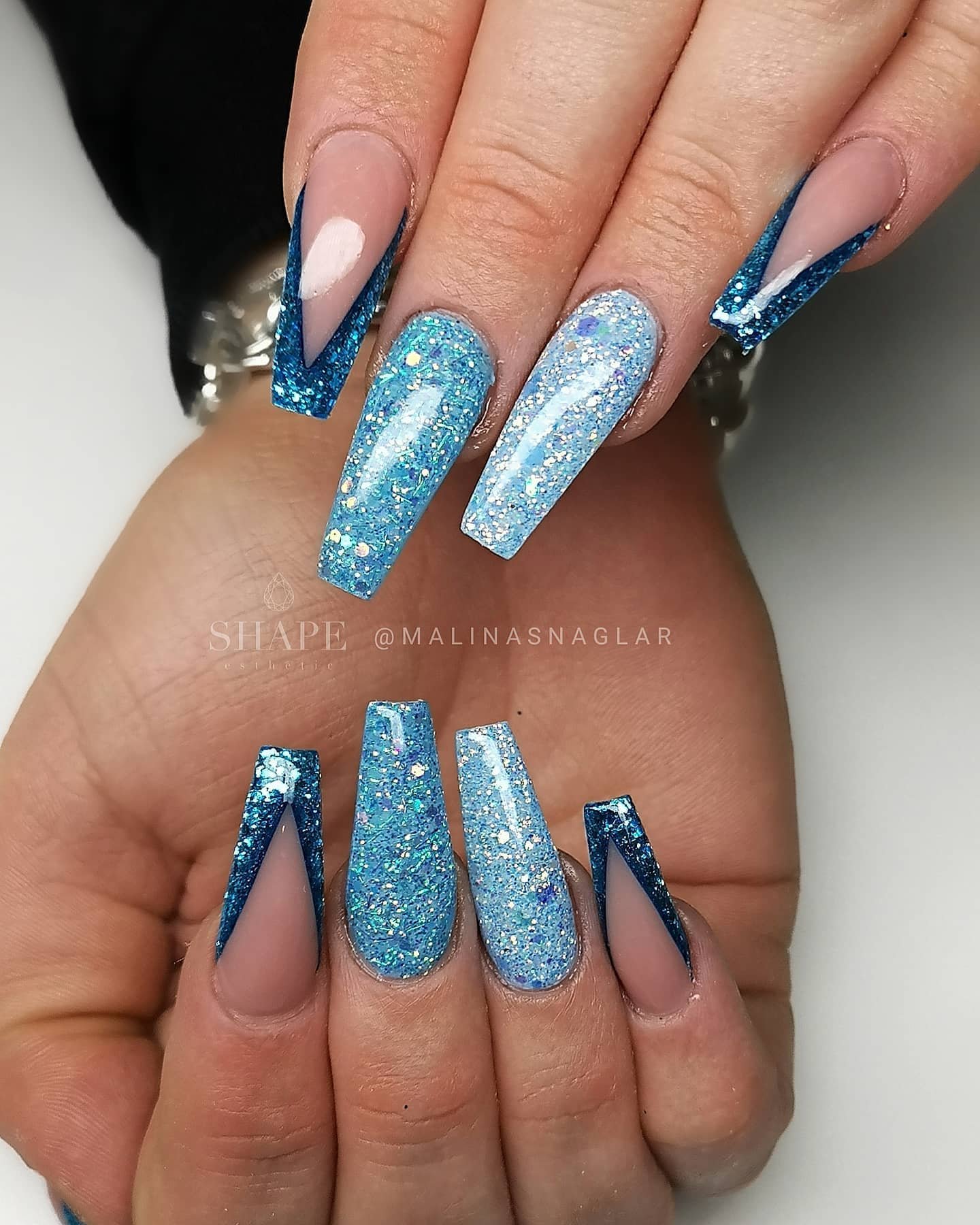 5 - Picture of Blue Nails