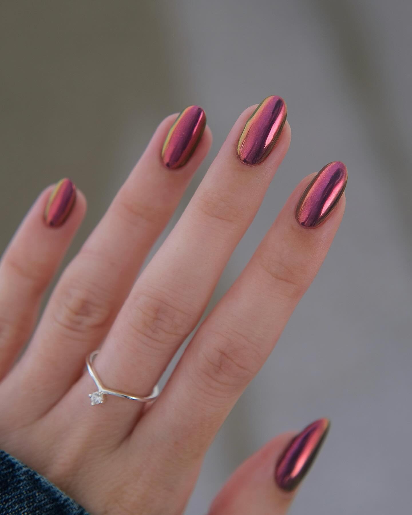 17 - Picture of Chrome Nails