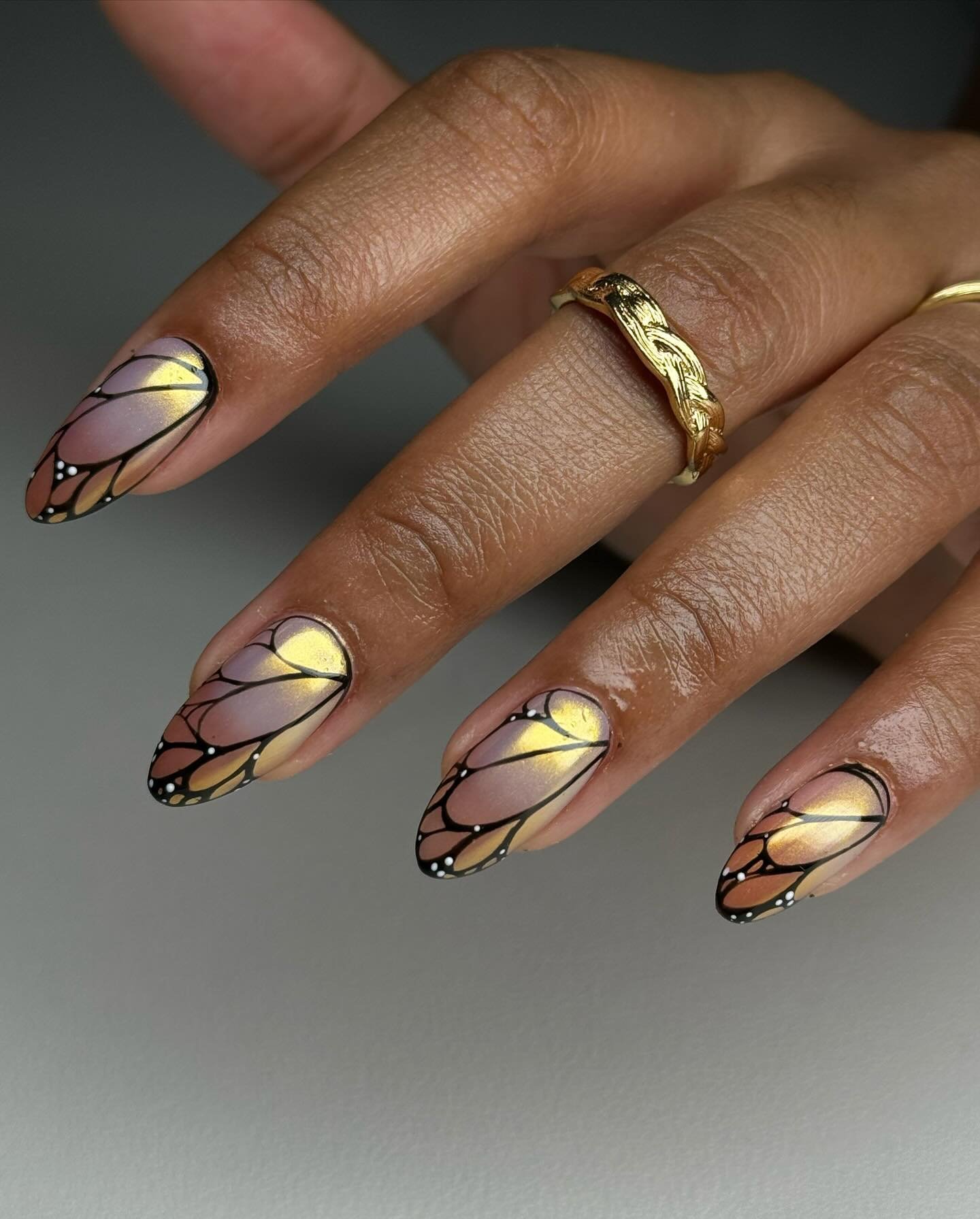 6 - Picture of Chrome Nails