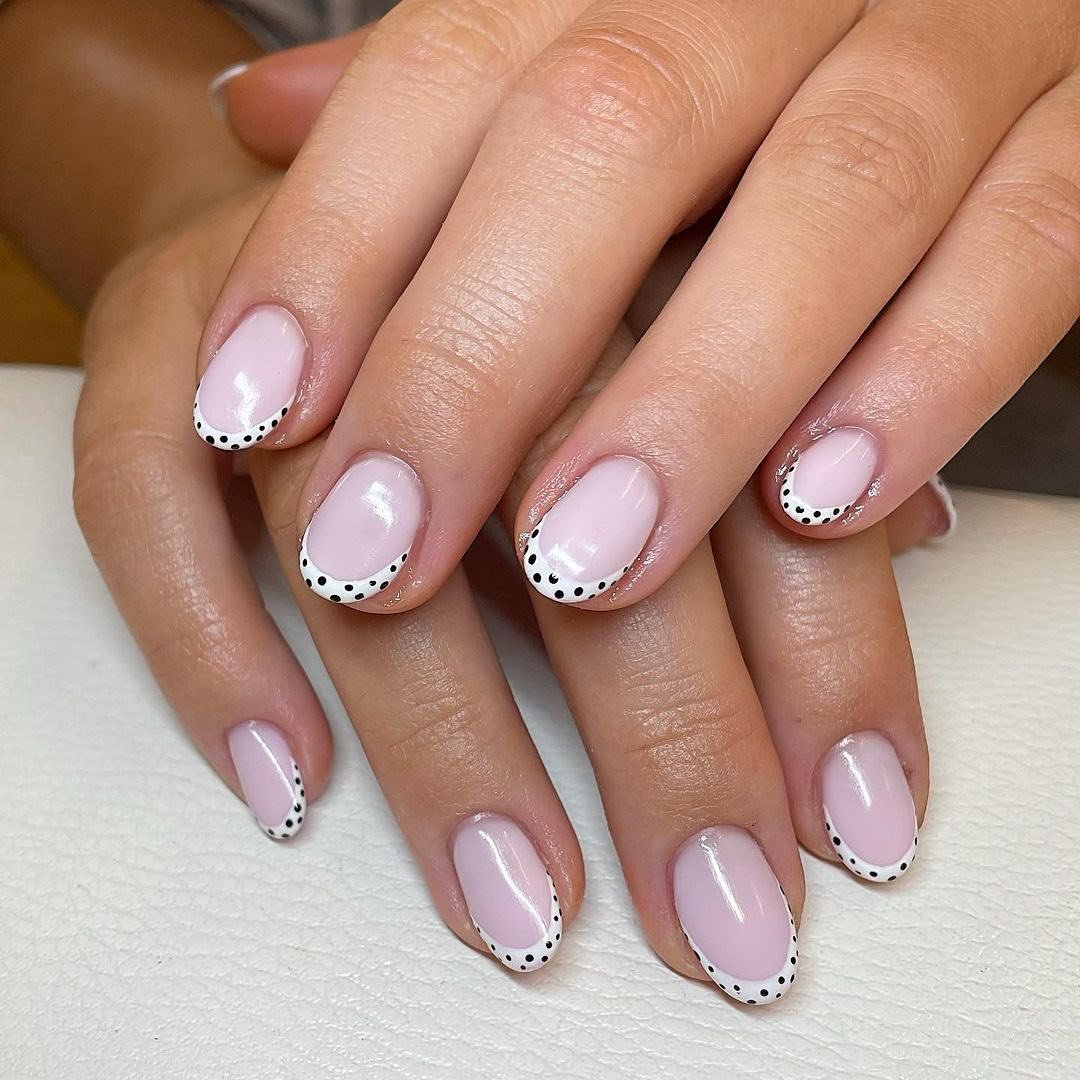 24 - Picture of French Tip Nails