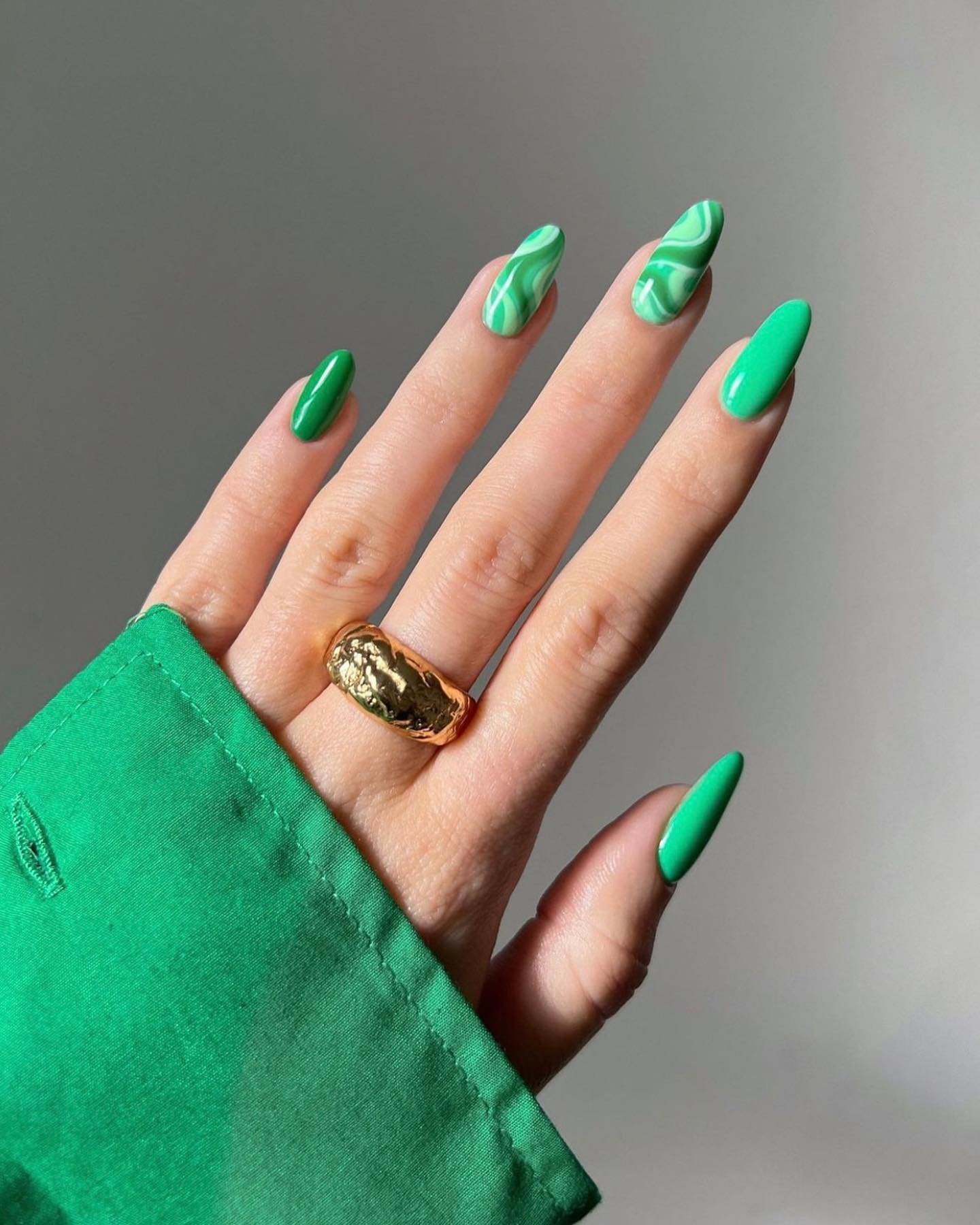 13 - Picture of Green Nails