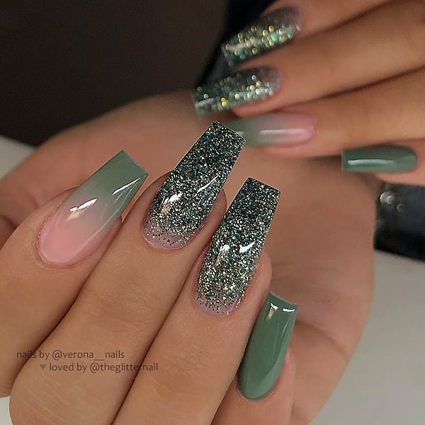 16 - Picture of Green Nails