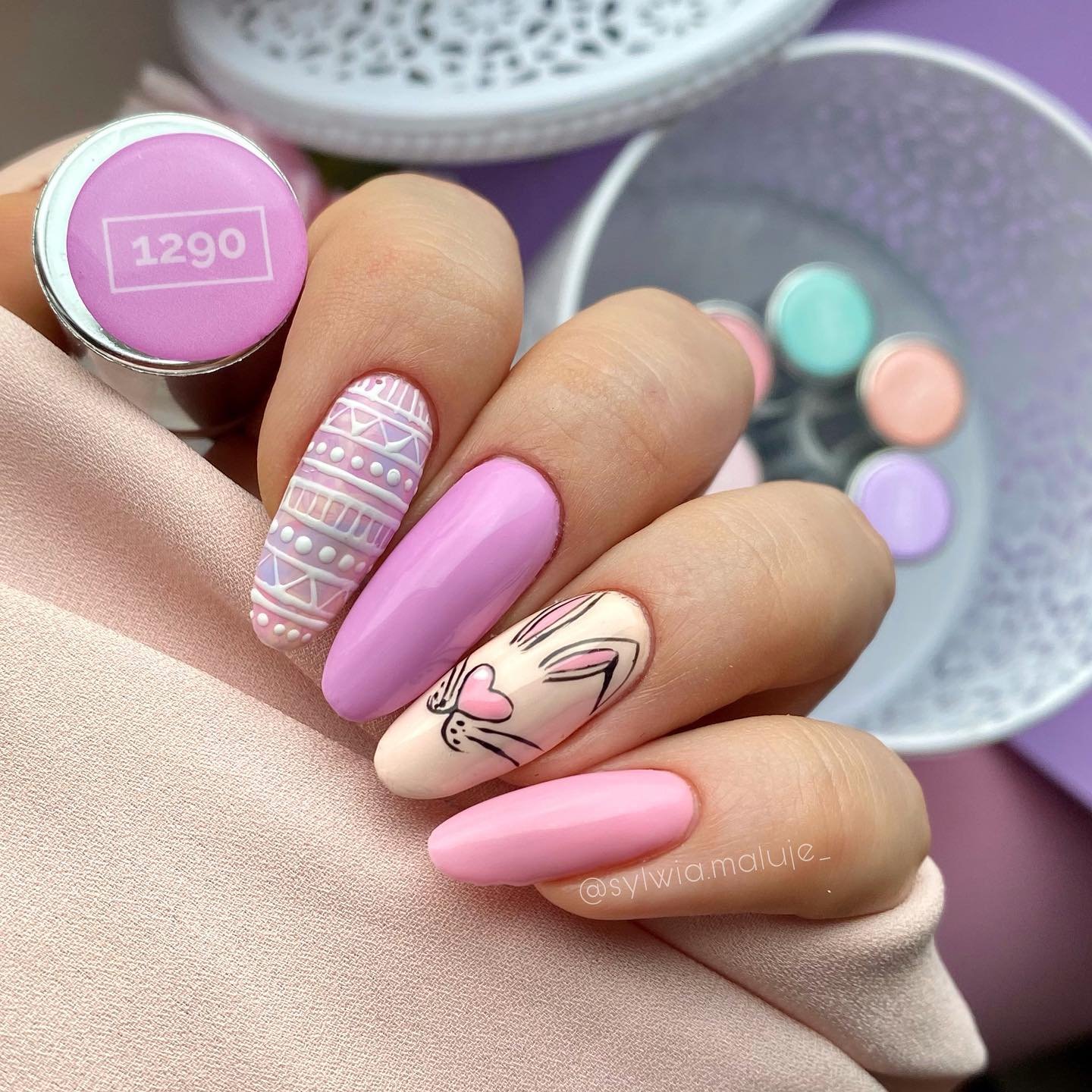 13 - Picture of Spring Nails