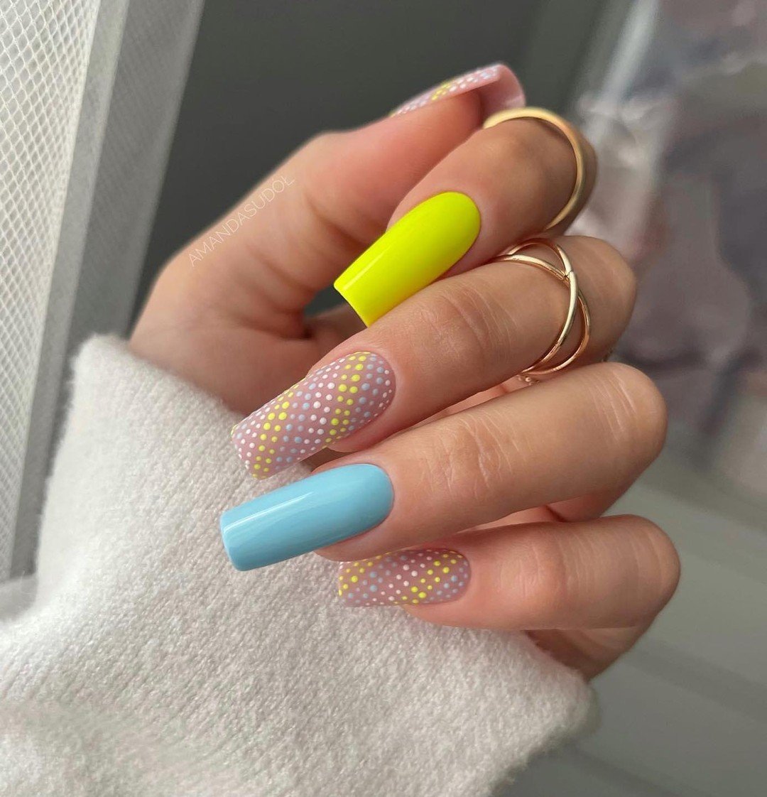 20 - Picture of Spring Nails