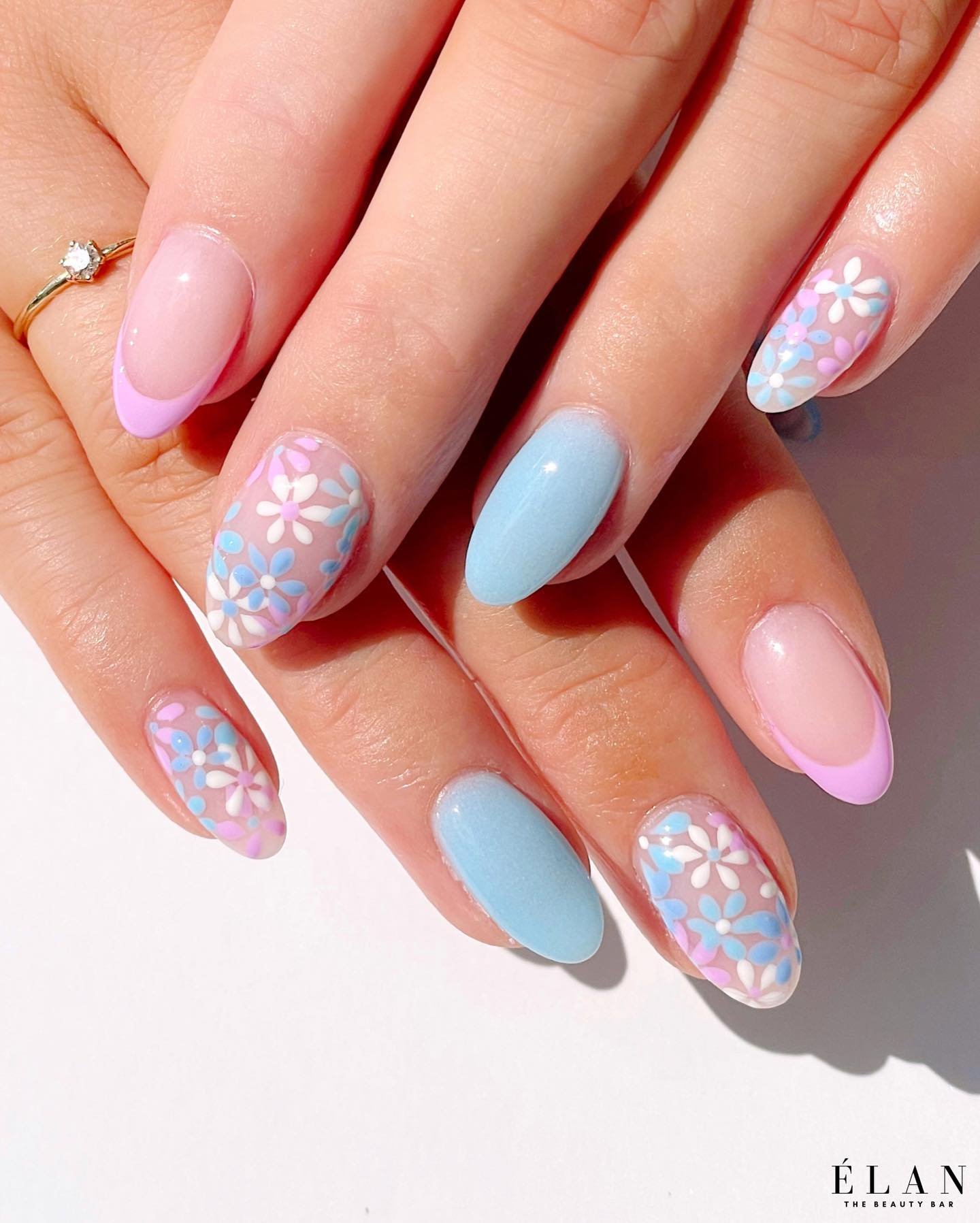 22 - Picture of Spring Nails