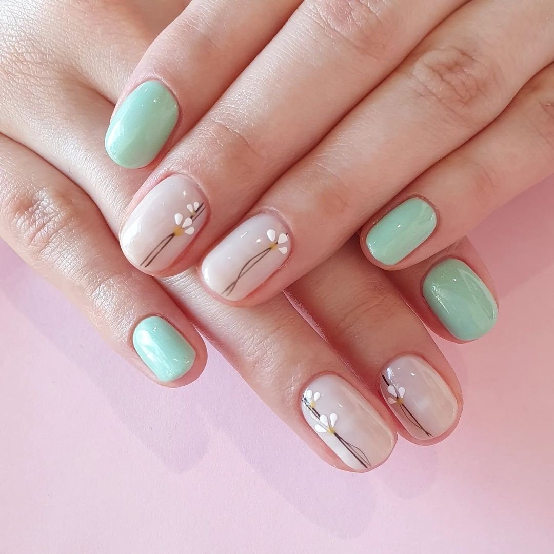 4 - Picture of Spring Nails