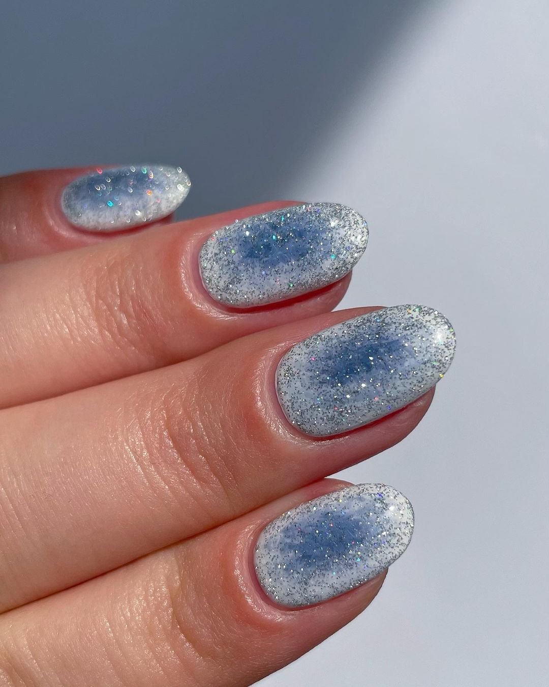 10 - Picture of Aura Nails