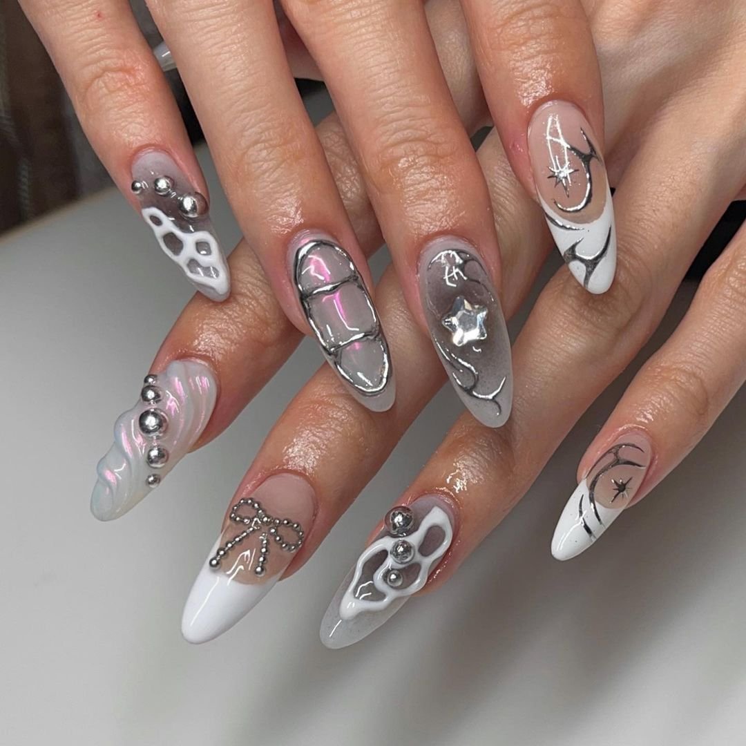 24 - Picture of Aura Nails