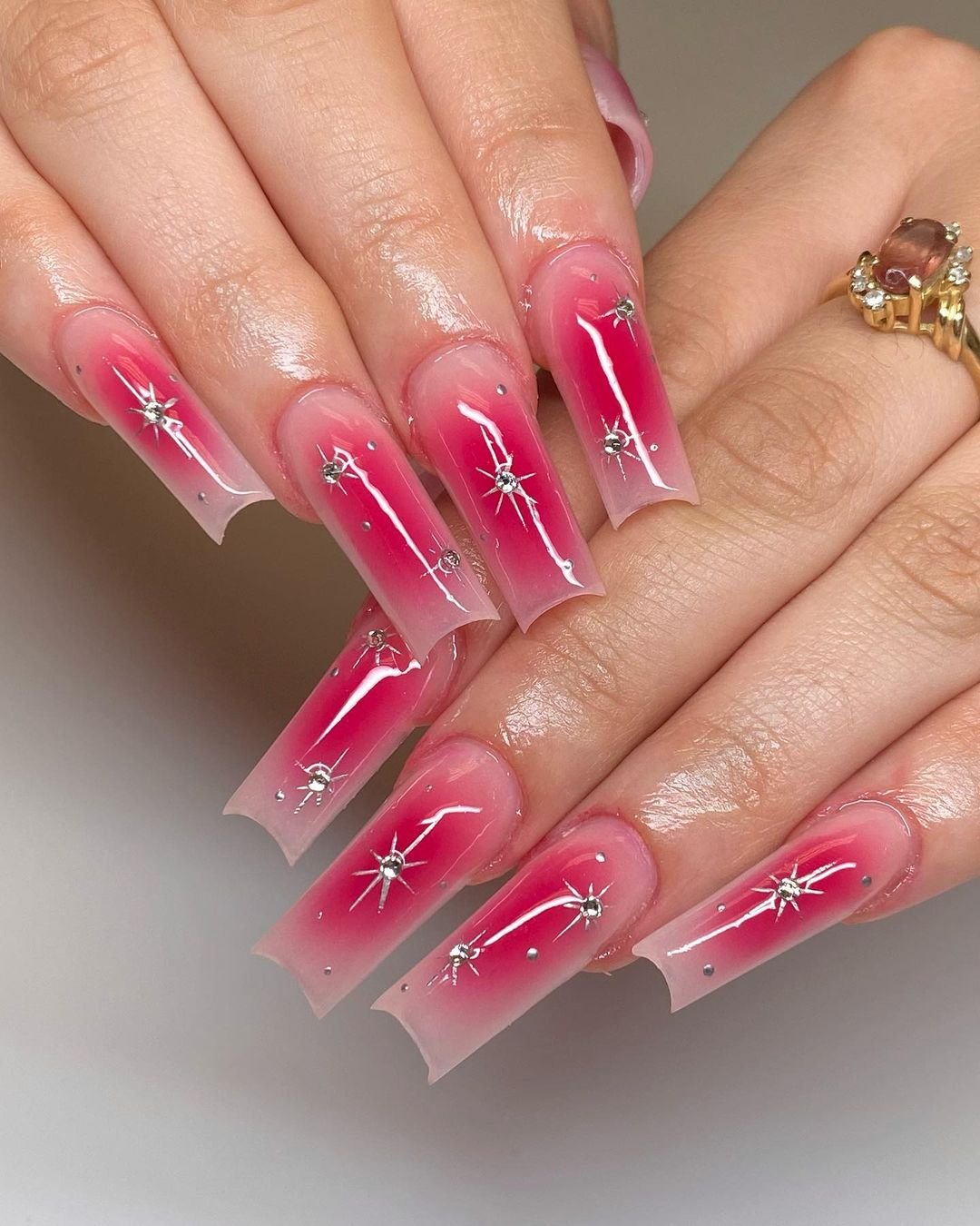 28 - Picture of Aura Nails