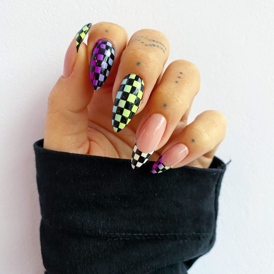 18 - Picture of Checkered Nails