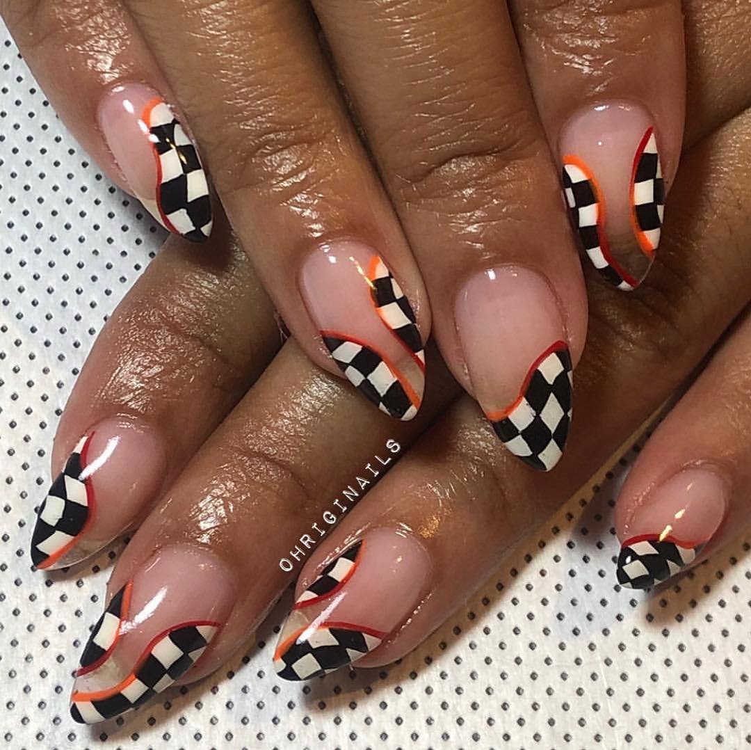31 - Picture of Checkered Nails