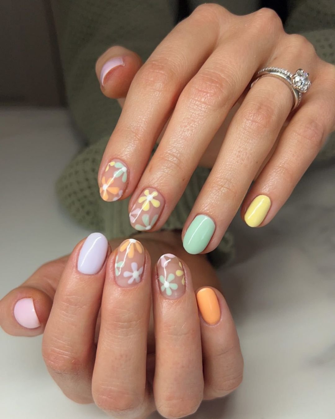 25 - Picture of Easter Nails