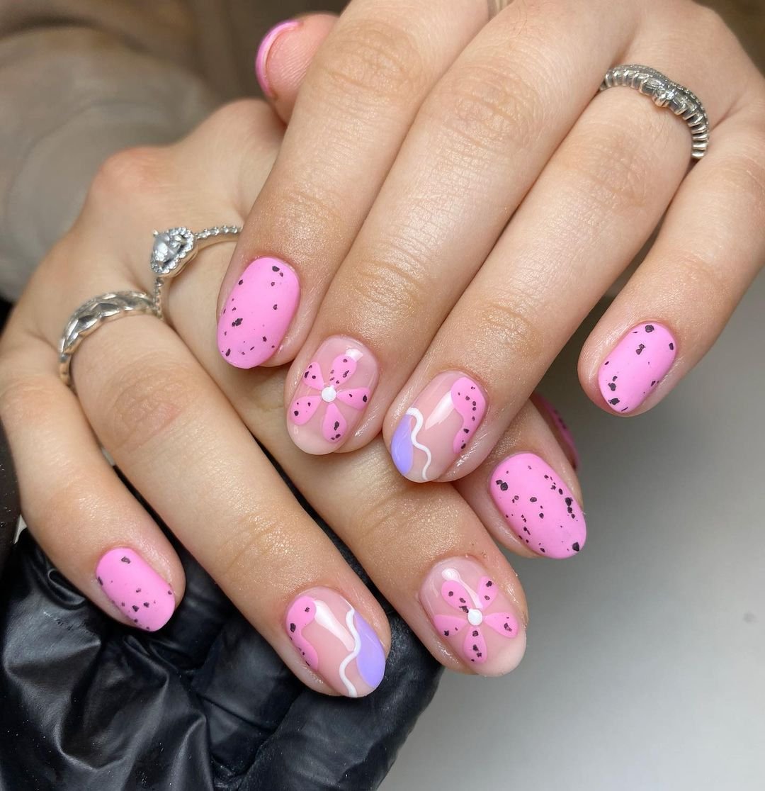 33 - Picture of Easter Nails