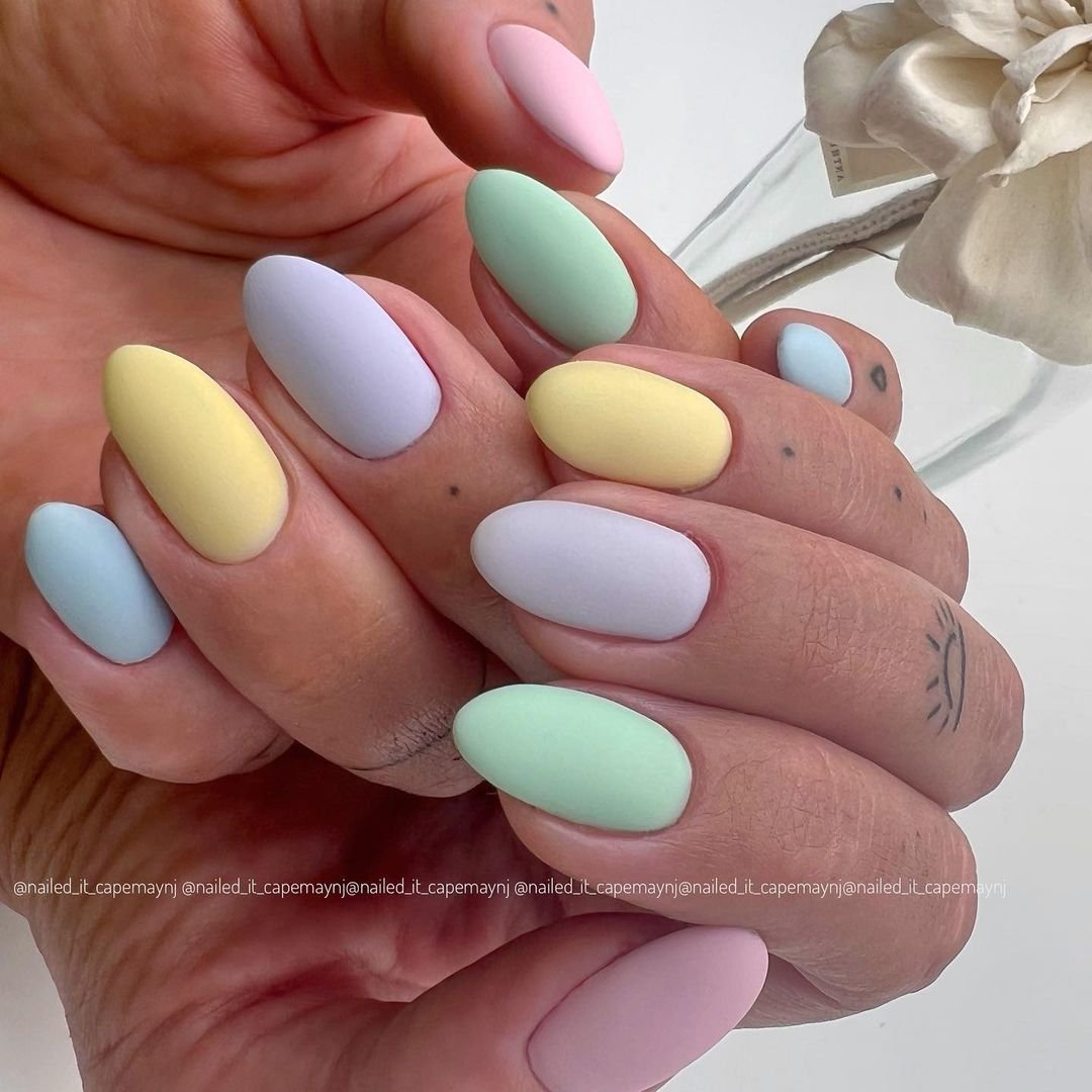 4 - Picture of Easter Nails