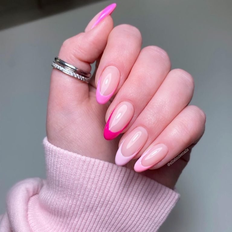 21 Cute & Trendy Pink French Tip Nails to Try in 2024